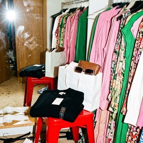 Quand le shopping devient  une drogue : Léa chez  les Débiteurs Anonymes